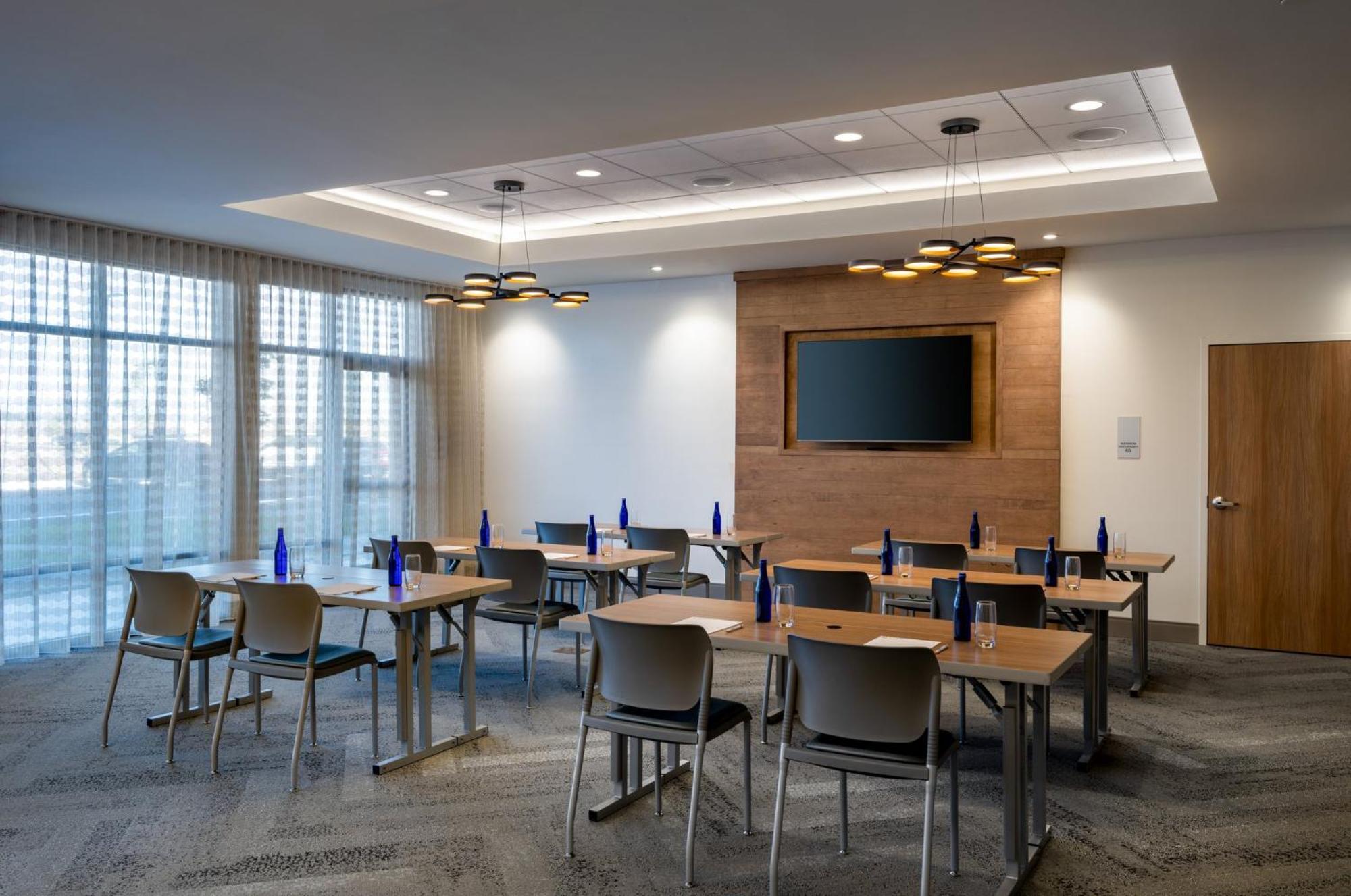 Even Hotel Bozeman Yellowstone Intl Arpt By Ihg Belgrade Exterior photo
